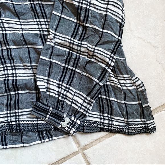 NWOT • Lucky Brand • Gathered-Yoke Button Down Top - Picture 2 of 8